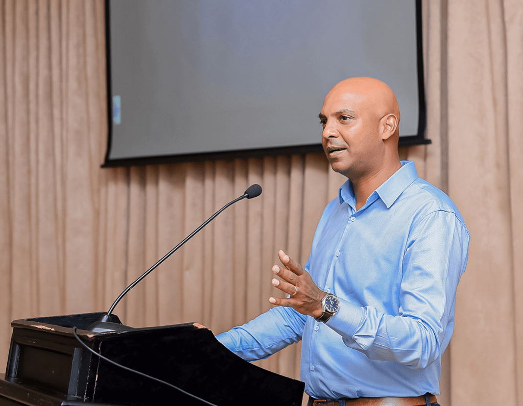 chavinka sumanatiilleke managing deirector ravago Lanka pvt ltd